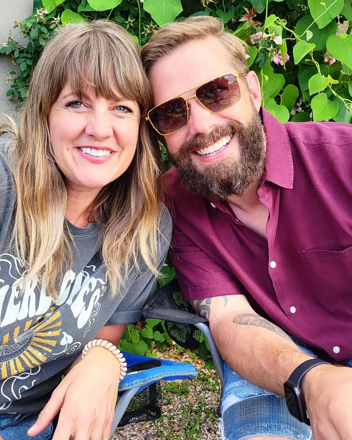 1 H1HI6o8szcXxmny O7loBg